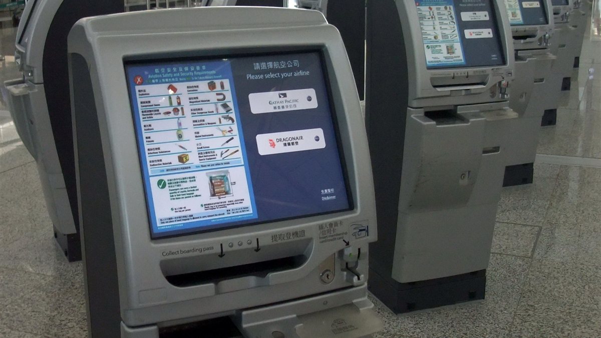 Cambios en las impresoras de aeropuertos: ¿Por qué es necesario volver a calificar el papel para las tarjetas de embarque térmicas?